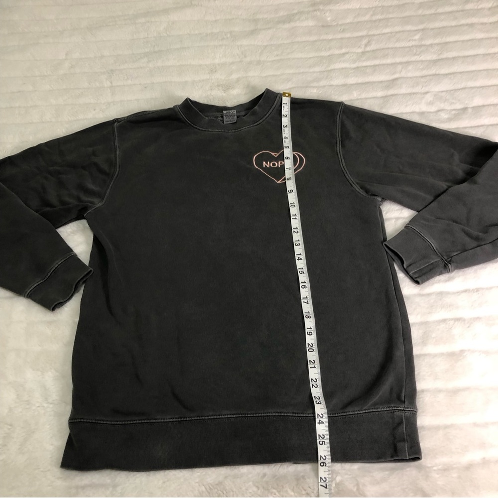 Women’s Gray Embroidery Sweatshirt Size Small “Nope Embroidered Heart” - Picture 6 of 9